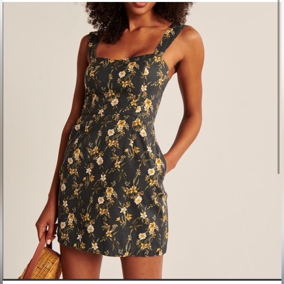 Abercrombie & Fitch Dresses & Skirts - Abercrombie Wide Strap Mini Dress Medium floral grey